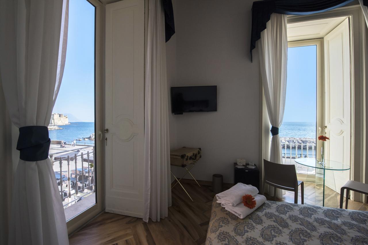 Mareluna Suite de Charme Nápoles Exterior foto